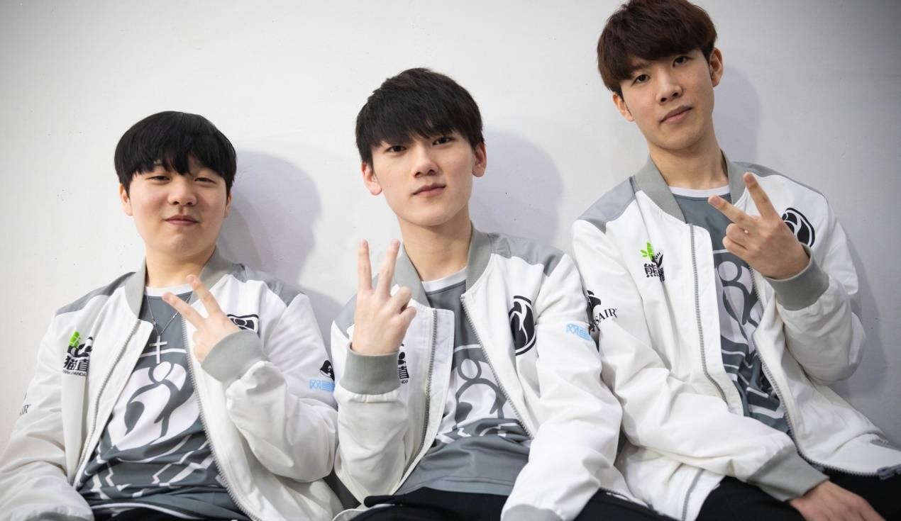 但足球终归 但足球终归