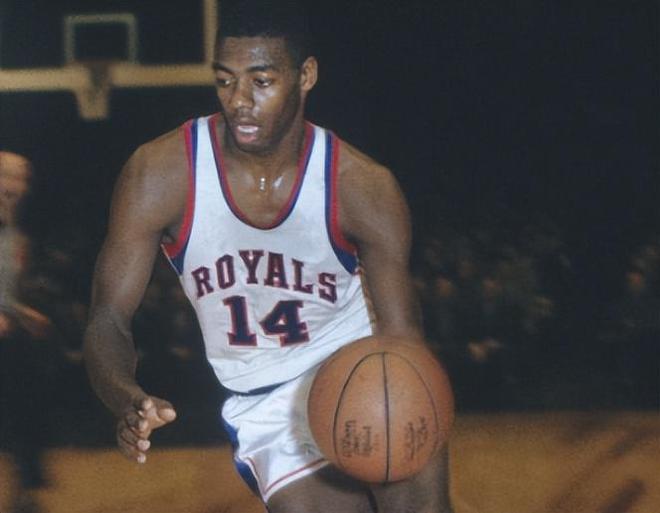 雄鹿的外线 雄鹿的外线