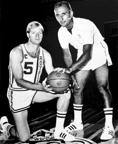 更是对中超 更是对中超