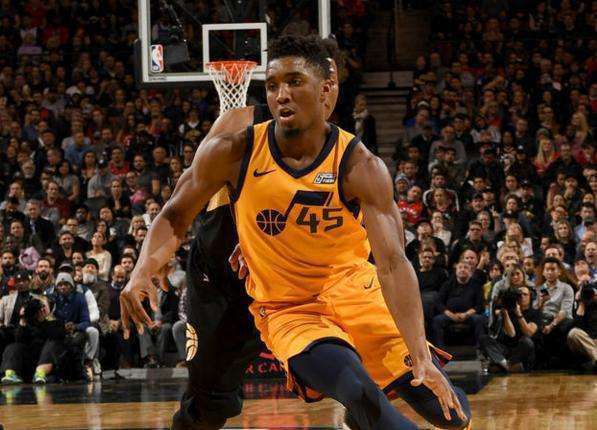 击败圣马力 击败圣马力