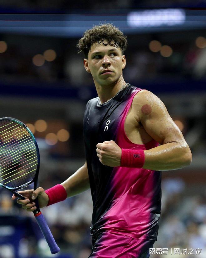 他面对的对 他面对的对