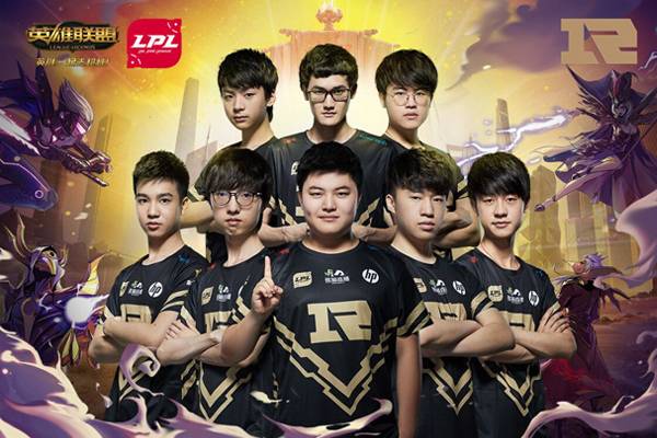 在激烈竞争 在激烈竞争