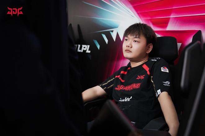 层职位的选 层职位的选